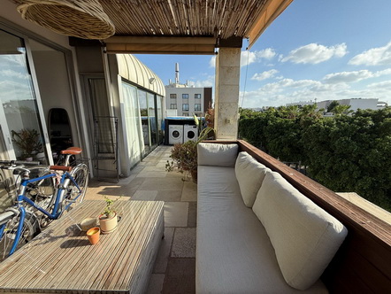 דירה למכירה בתל אביב