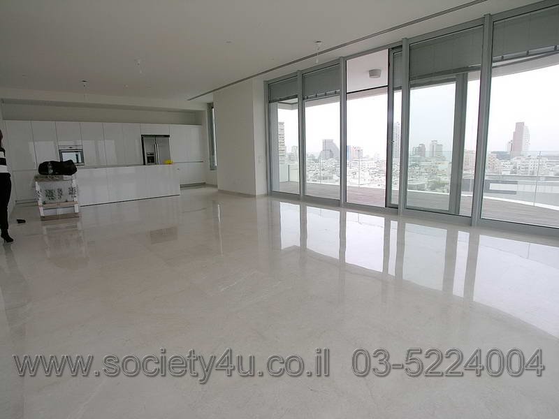 להשכרה במגדל פרישמן