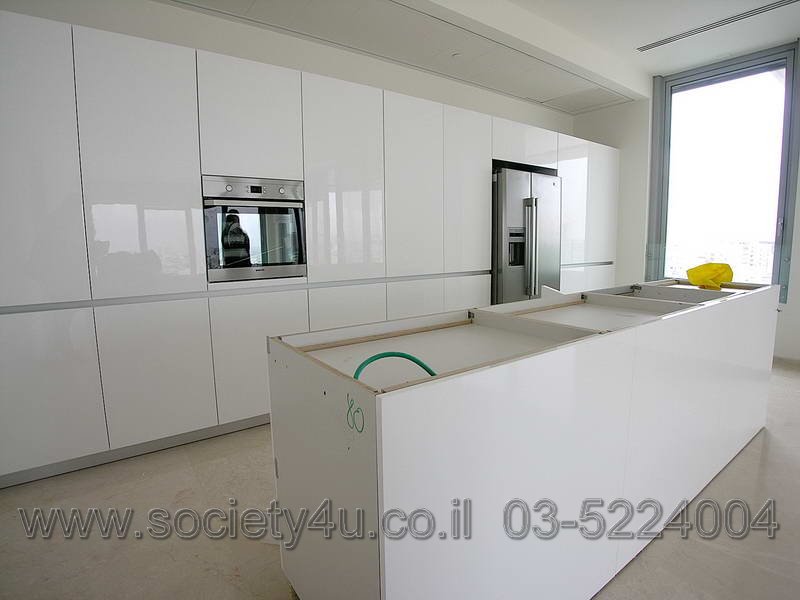 להשכרה במגדל פרישמן