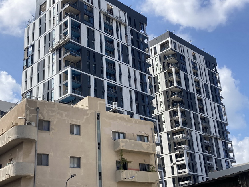 דירה למכירה בתל אביב