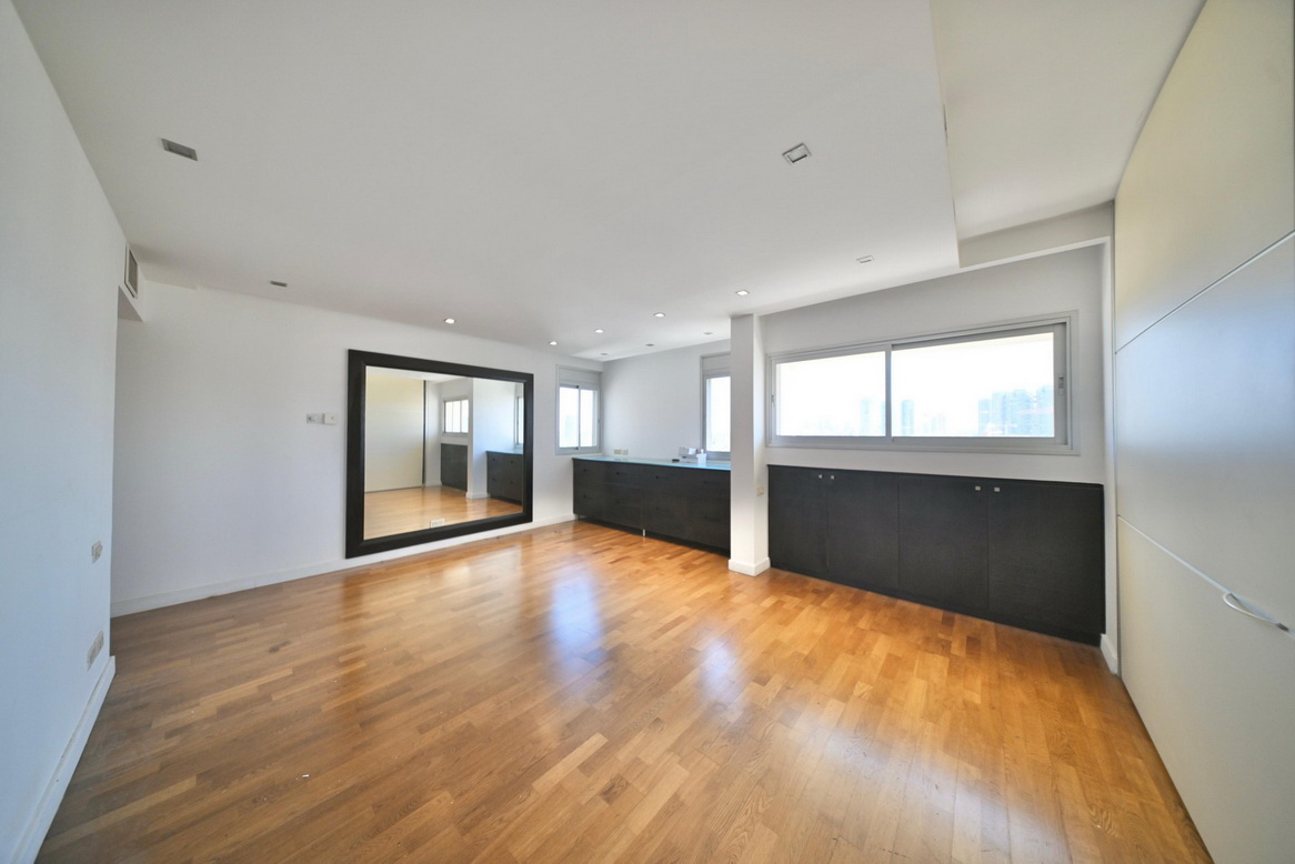 פנטהאוז יוקרתי