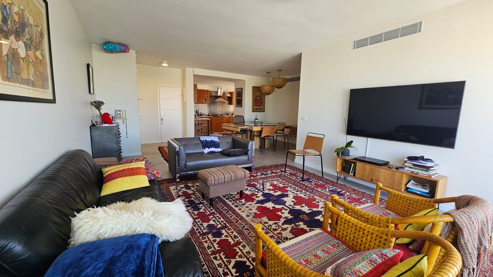 דירה למכירה במגדל בזל