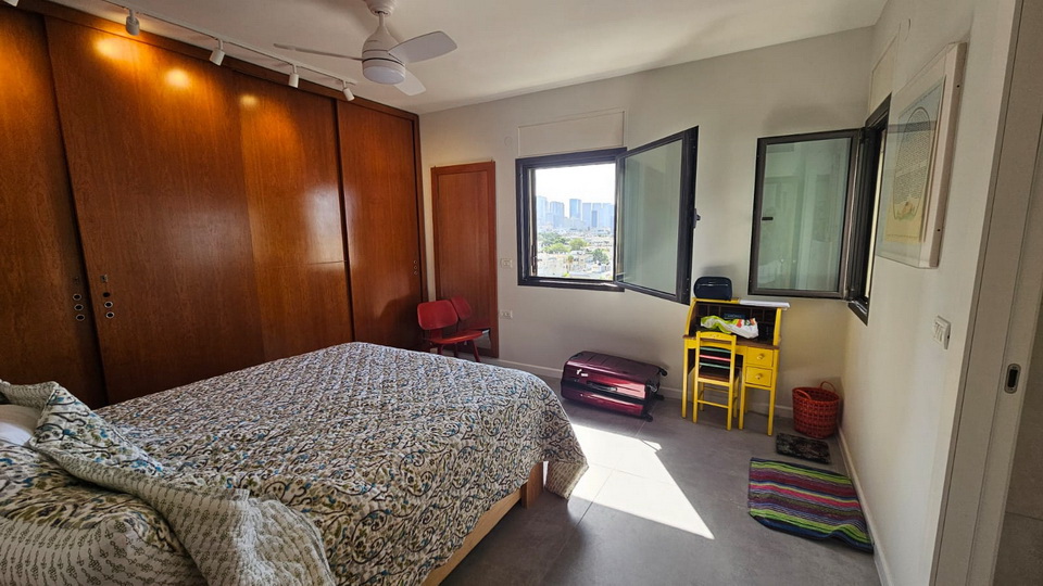 דירה למכירה במגדל בזל