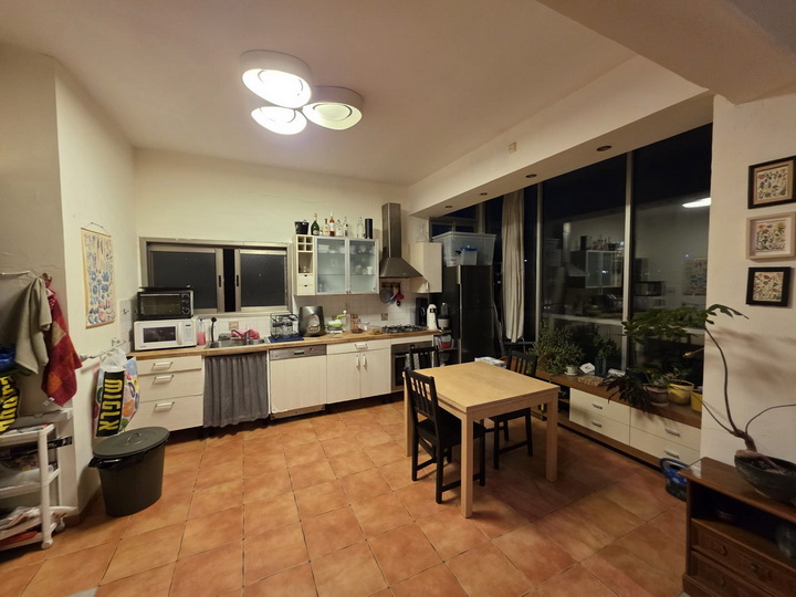 דירה ליד הים