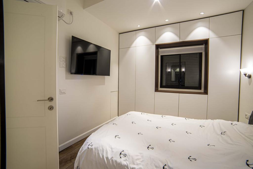 דירה למכירה בתל אביב