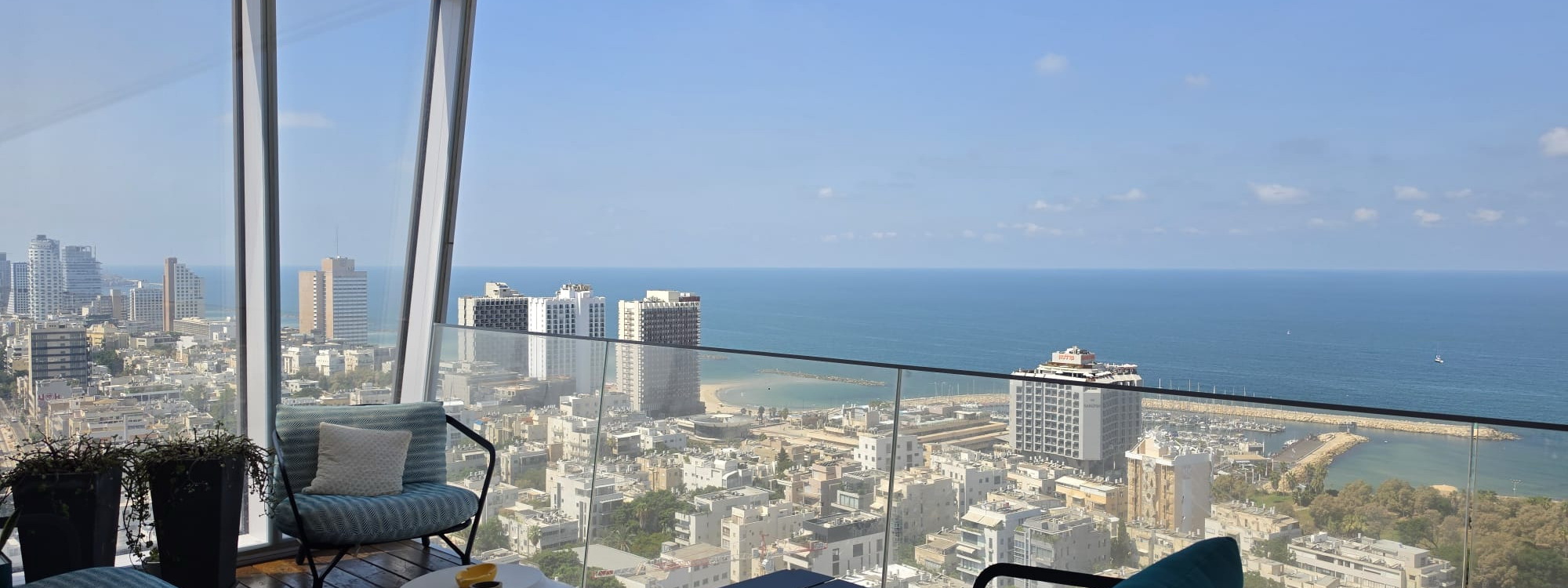 דירת יוקרה למכירה בתל אביב